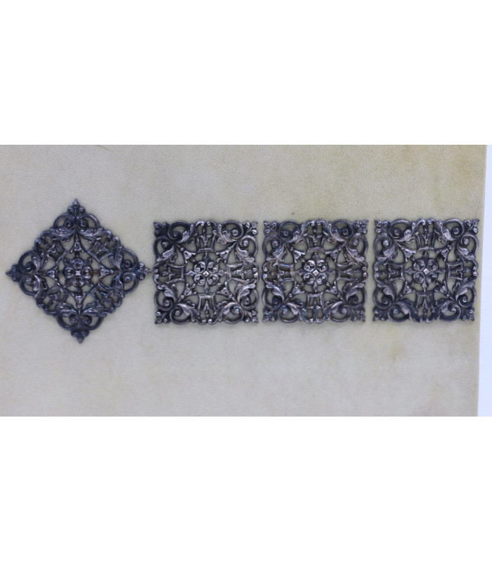 NOSTRADAMUS - Les Merveilleuses Centuries & Prophéties de Nostradamus - GRADASSI (Jean)